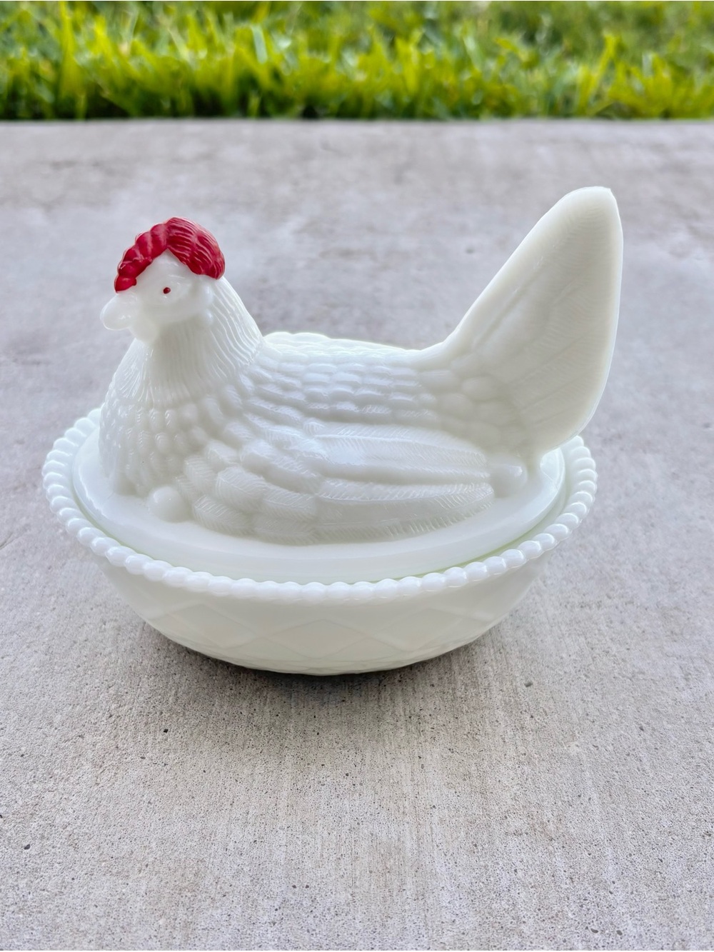Westmoreland White Milk Glass Hen on Nest Covered Dish Red Comb Vintage 50s 60s